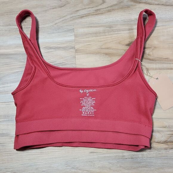 🔹️NWT Indian Red Seamless Ribbed Shelf Bra Medium - Picture 5 of 5